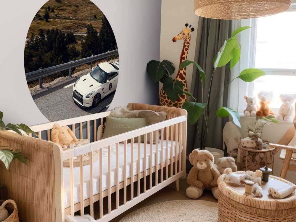 Nissan GT-R na górskiej drodze