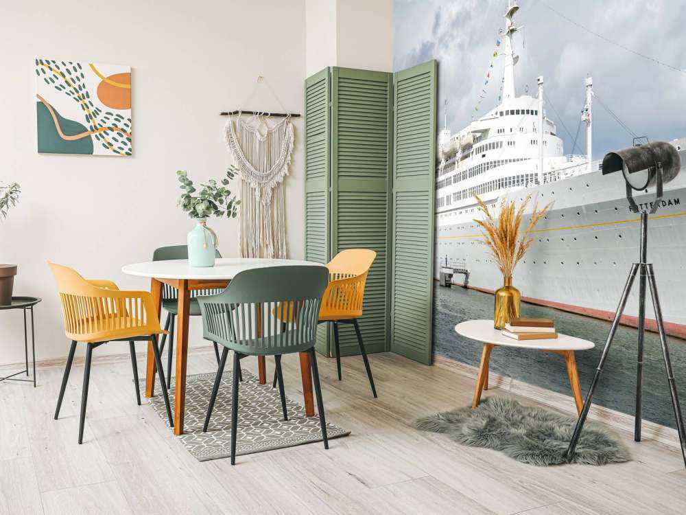 Stylowy oceaniczny olbrzym w porcie