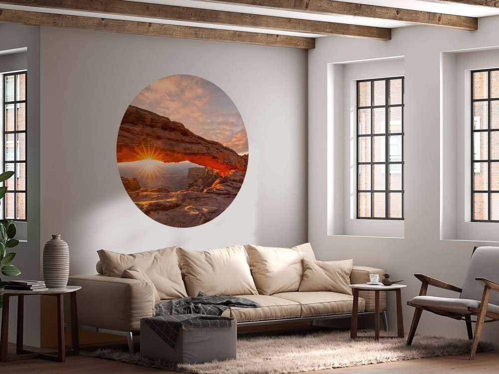 Zachód słońca pod skałami