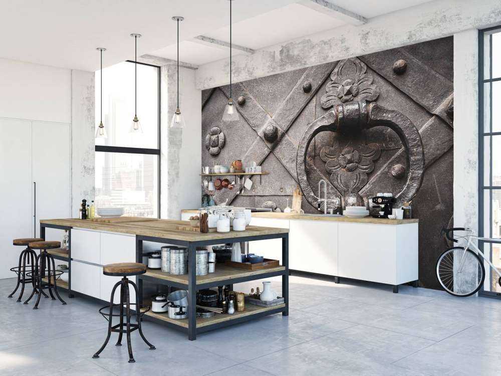 Stare drzwi z dźwignią