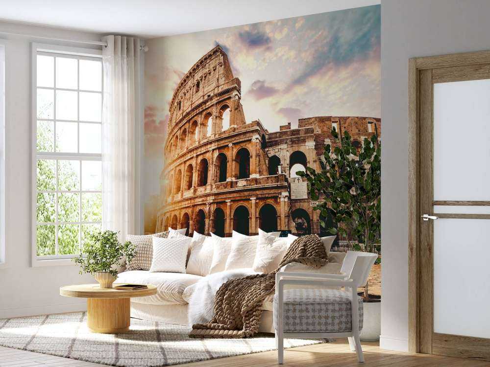 Wschód słońca w Koloseum