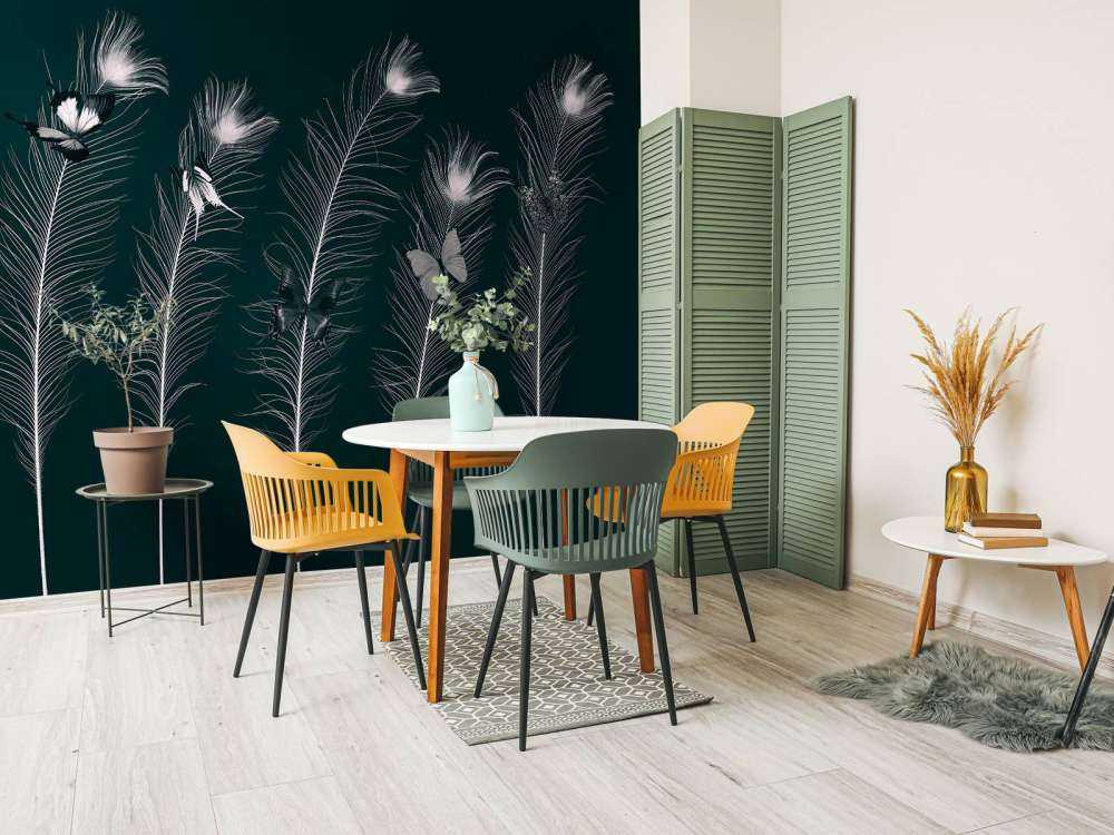 Motyle na pawich piórach