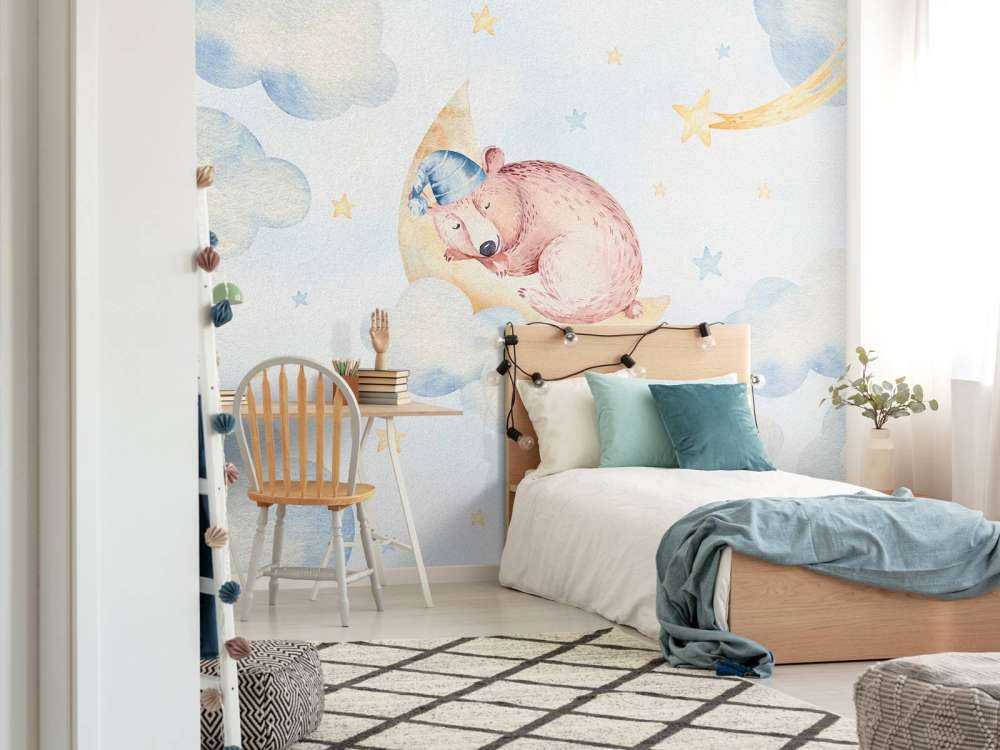 Śpiący niedźwiedź w chmurach