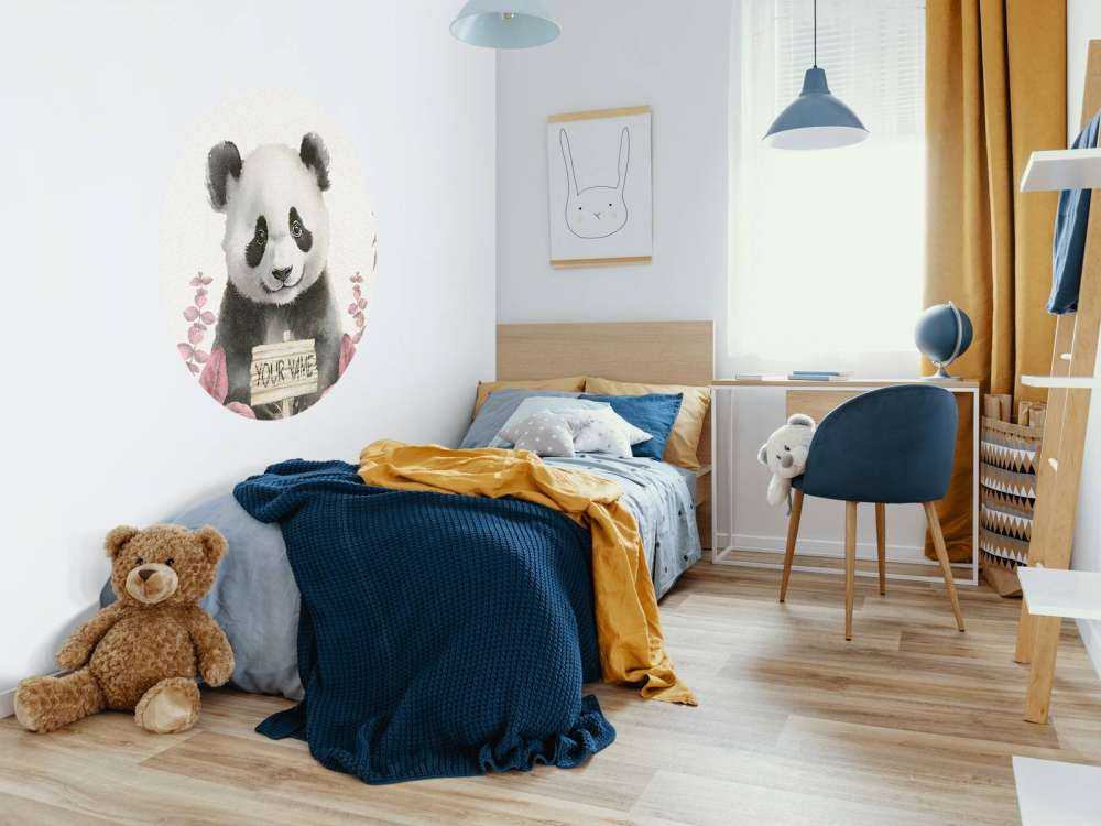 Mała panda w dżungli różowa