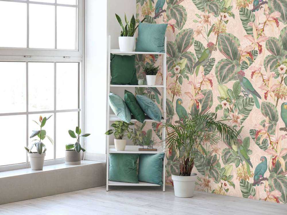 Ptaki i papugi tropikalnej dżungli - delikatny róż