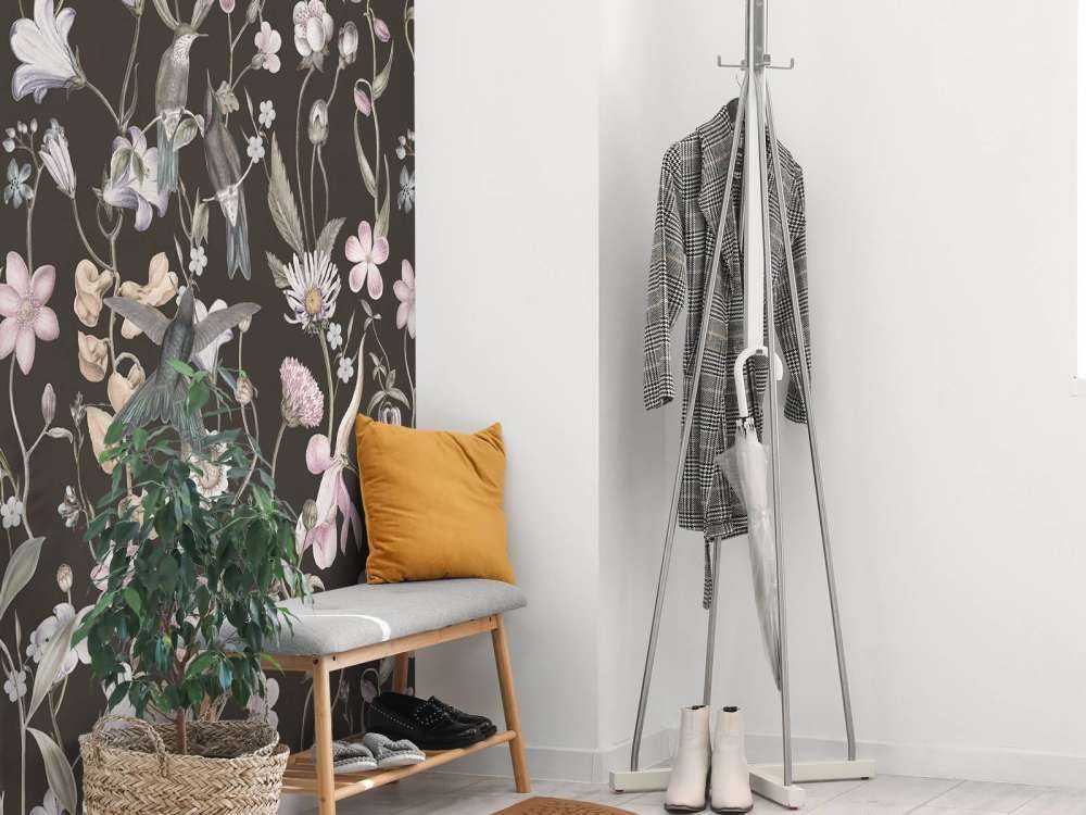 Eteryczna Wiosna - Elegancka Biała Gołębica