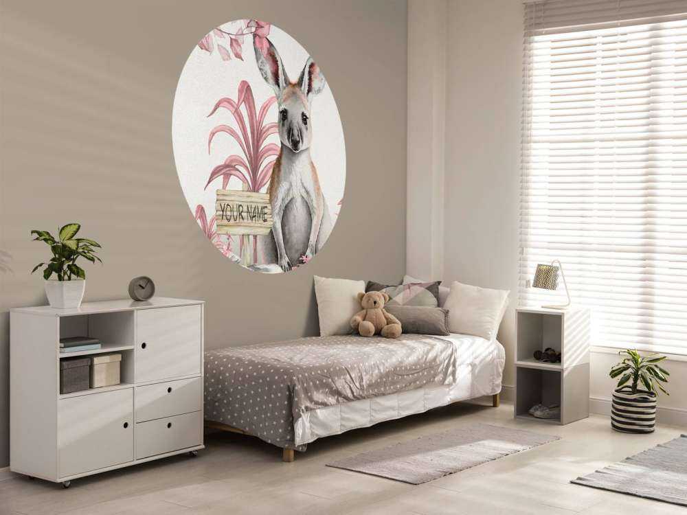 Dziecko kangur w dżungli różowy