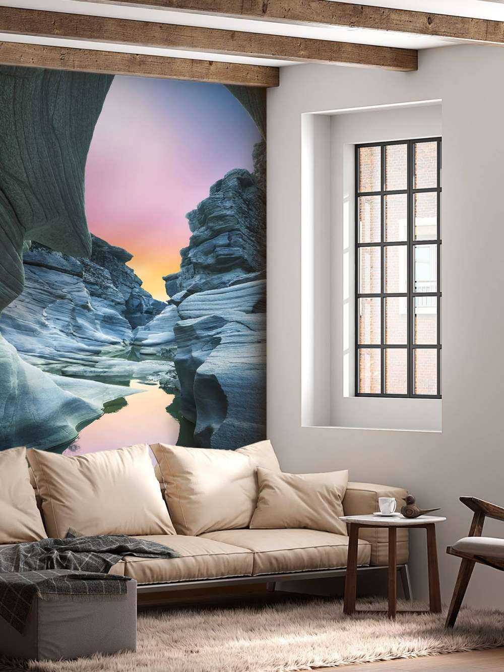 Jaskinia z kolorowym niebem