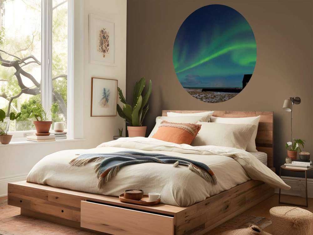 Zorze polarne nad kościołem