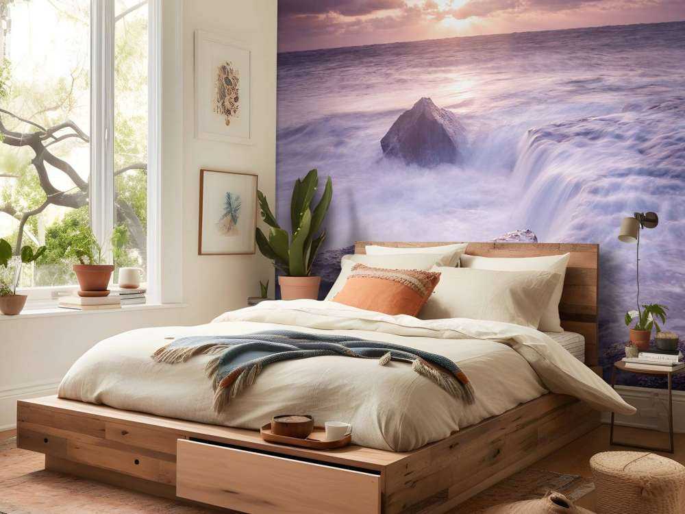 Dzikie morze o zachodzie słońca