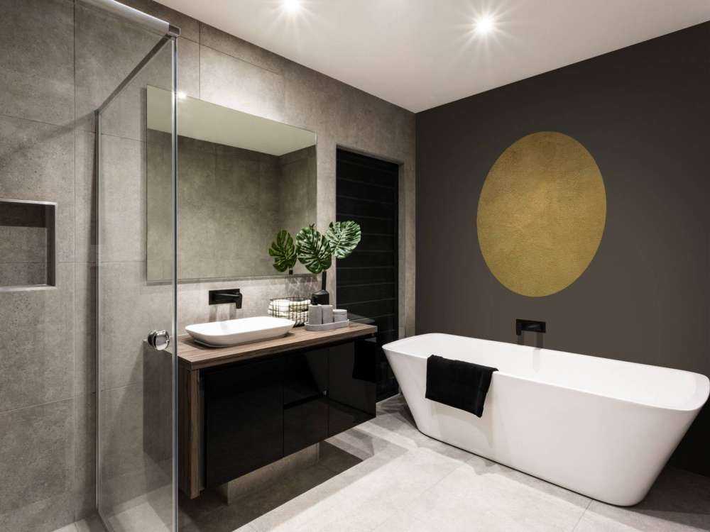 Ściana w kolorze żółtej ochry