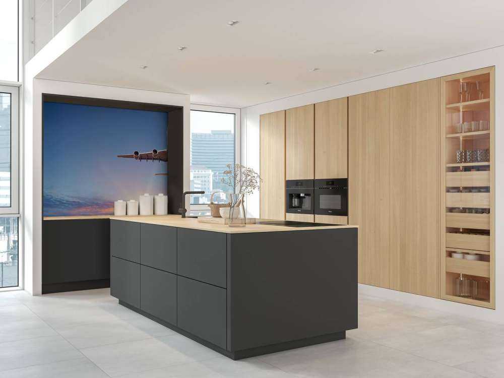 Samolot z pięknym słońcem