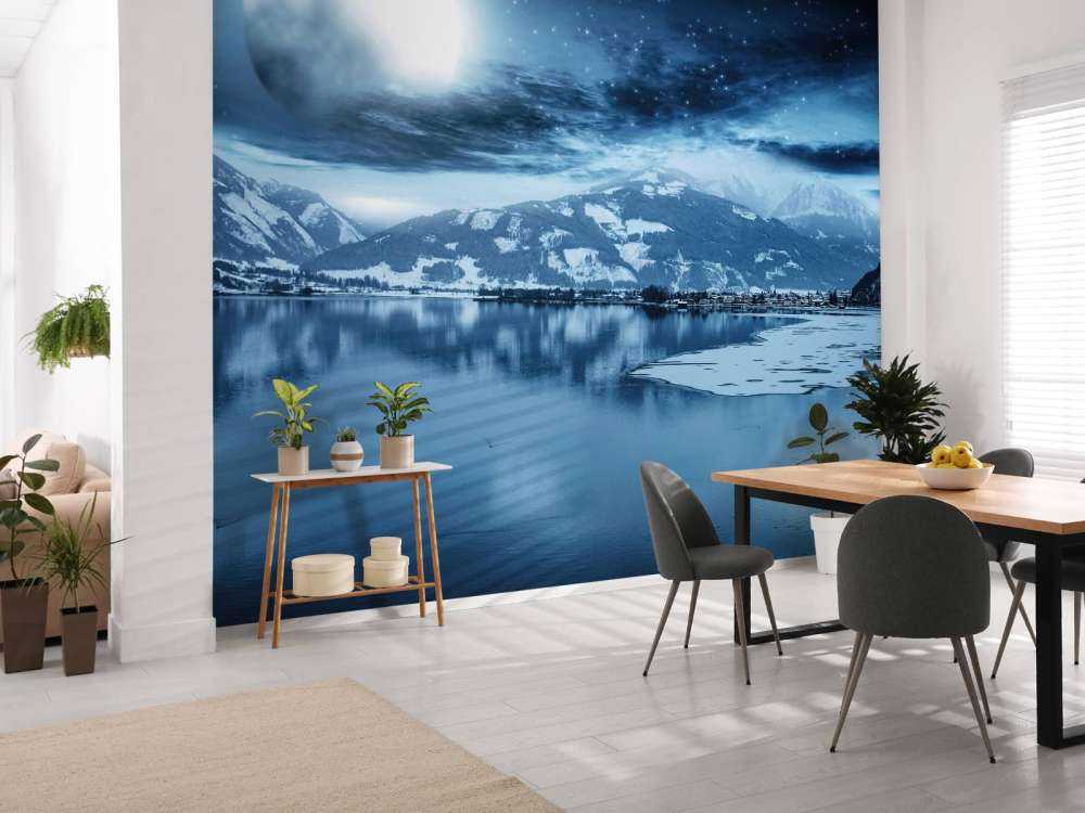 Zamrożone jezioro w nocy