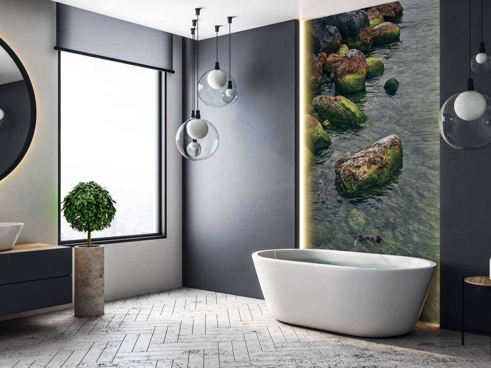 Skały nad górskim jeziorem