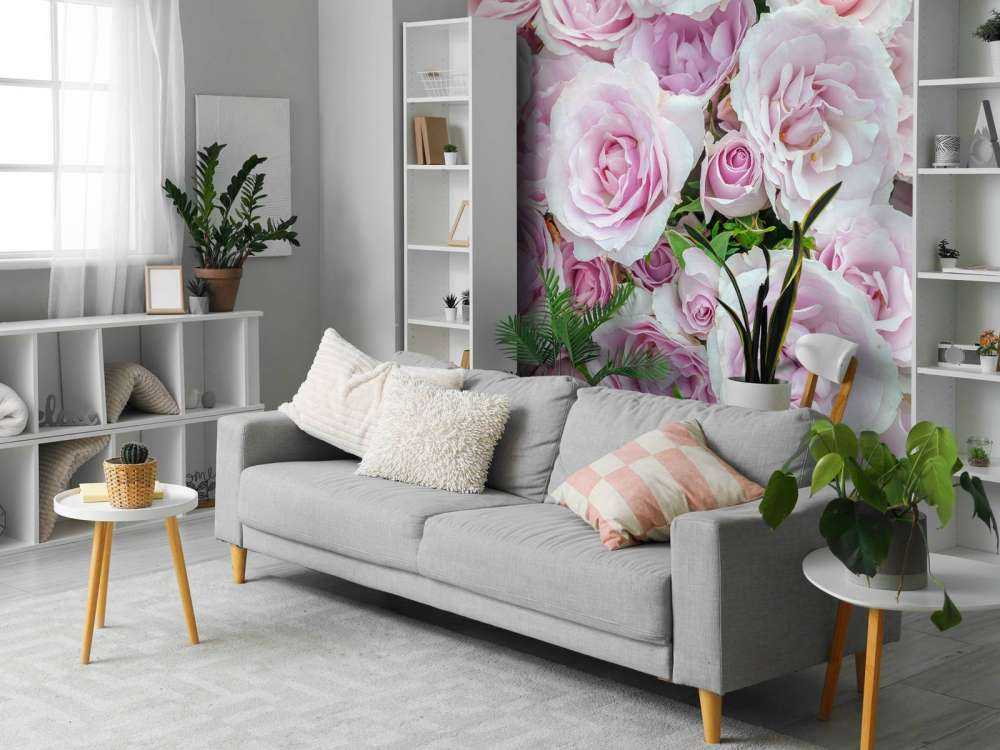 Kolorowe róże białe i różowe