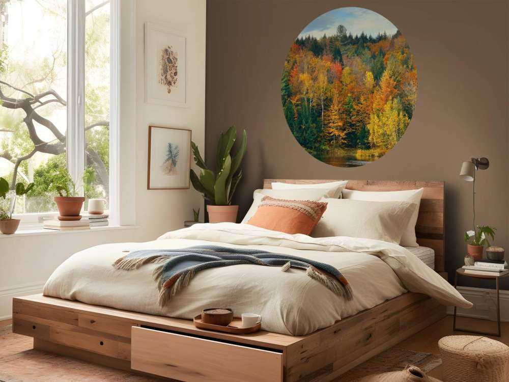 Jezioro z jesiennymi drzewami