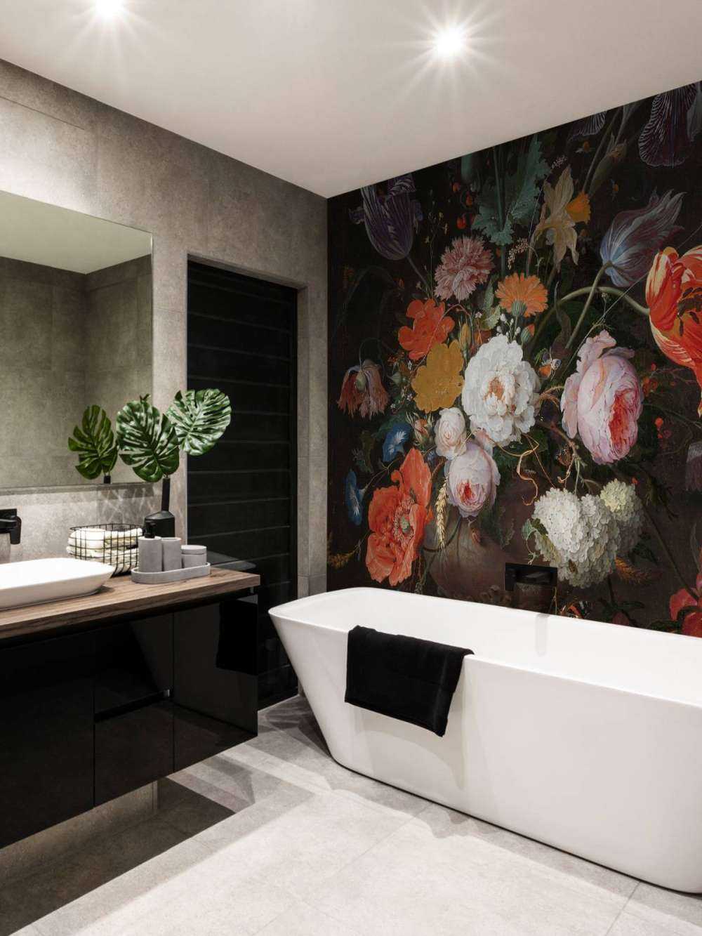 Martwa natura z kwiatami i zegarkiem