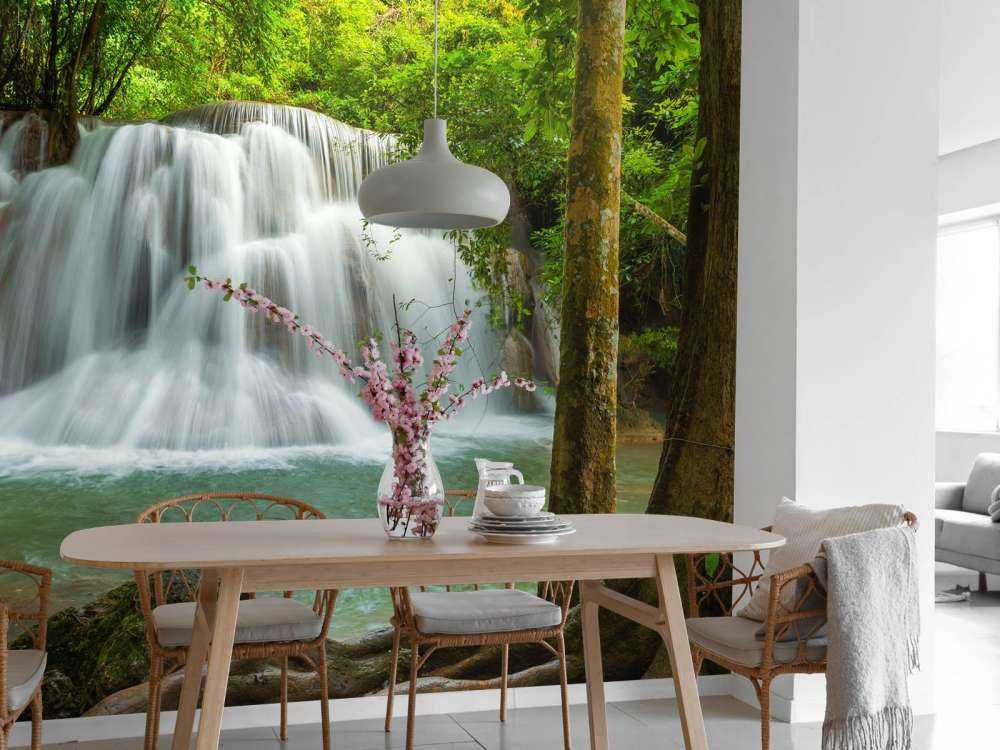 Zapierający dech w piersiach wodospad