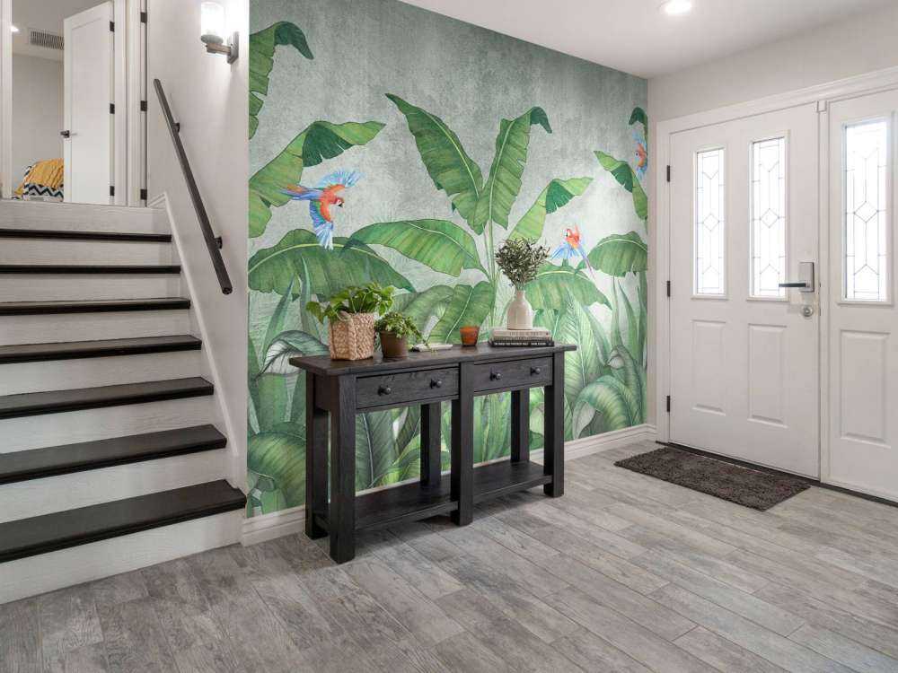 Tropikalne liście na betonie