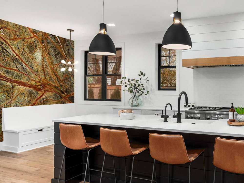 Zielony marmur z kolorowymi żyłkami