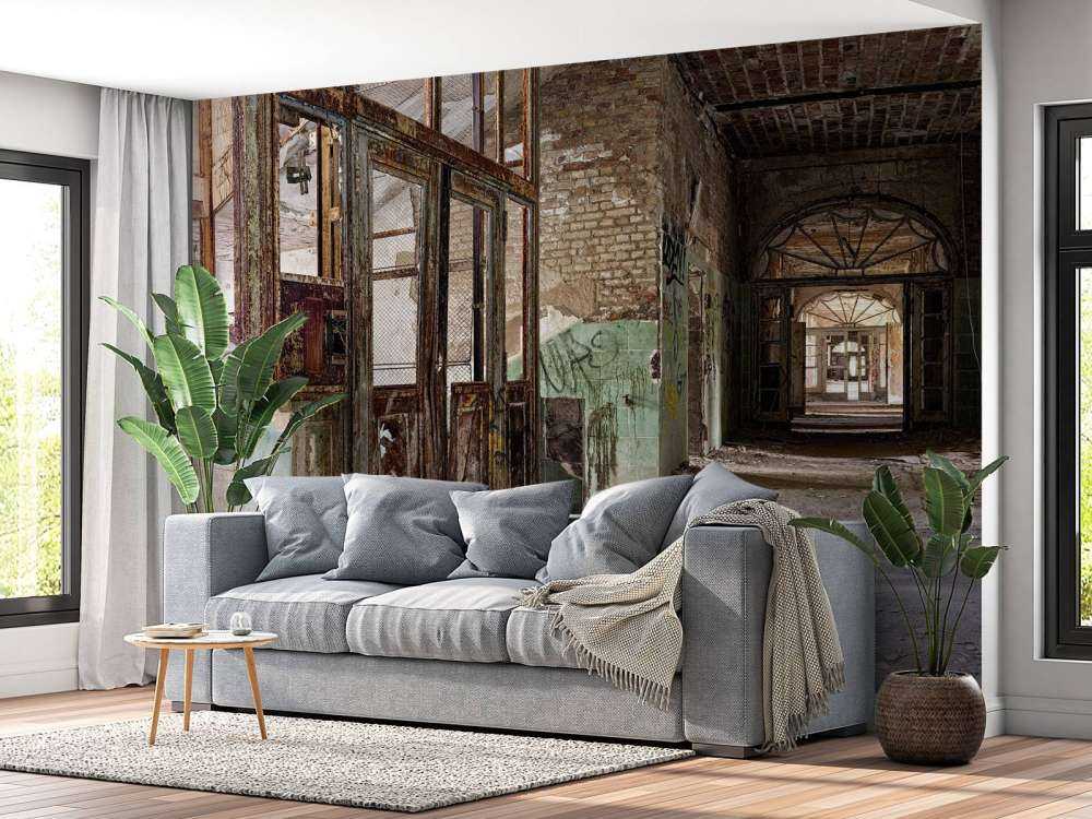 Klatka schodowa w opuszczonym budynku