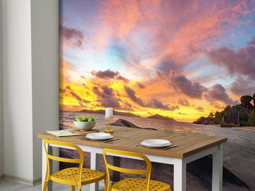 Zachód słońca na tropikalnej plaży