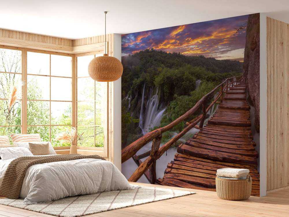 Most z zachodem słońca