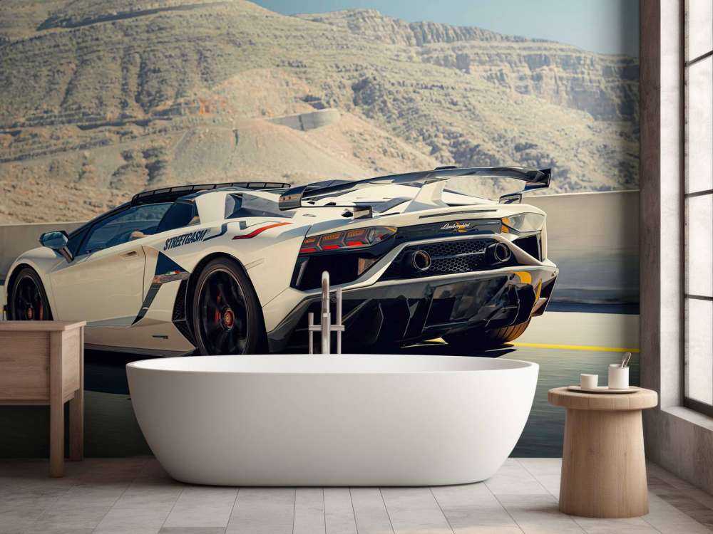 Superauto na górskiej przełęczy