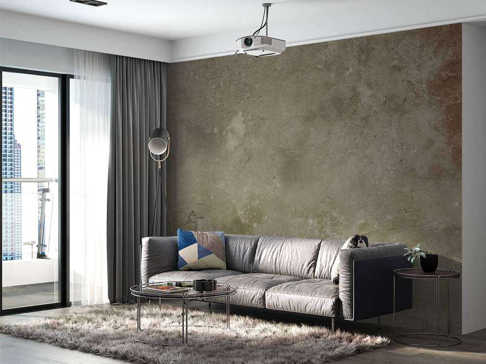 Stara ściana z zwietrzałym stiukiem