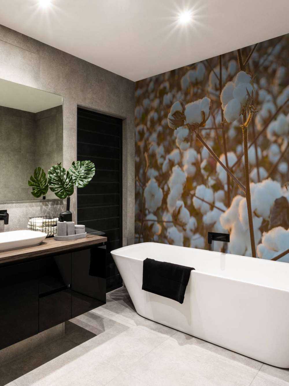 Bawełna Indyjska nad złotożółtym niebem