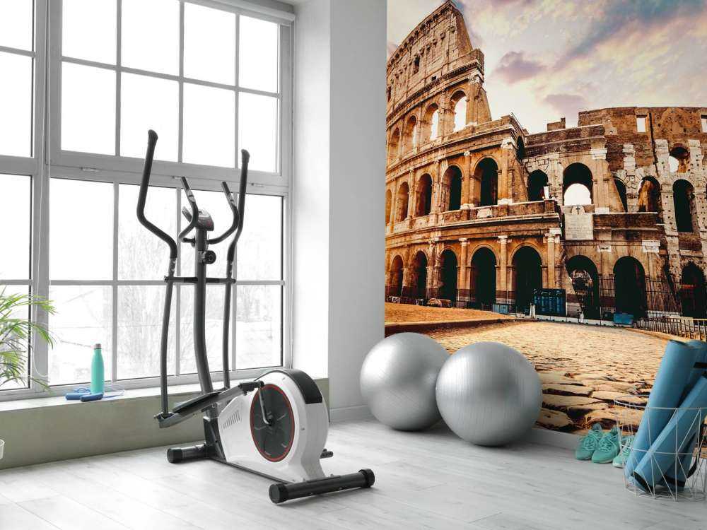 Wschód słońca w Koloseum