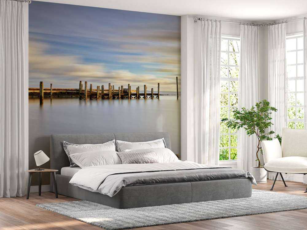 Długie molo nad morzem