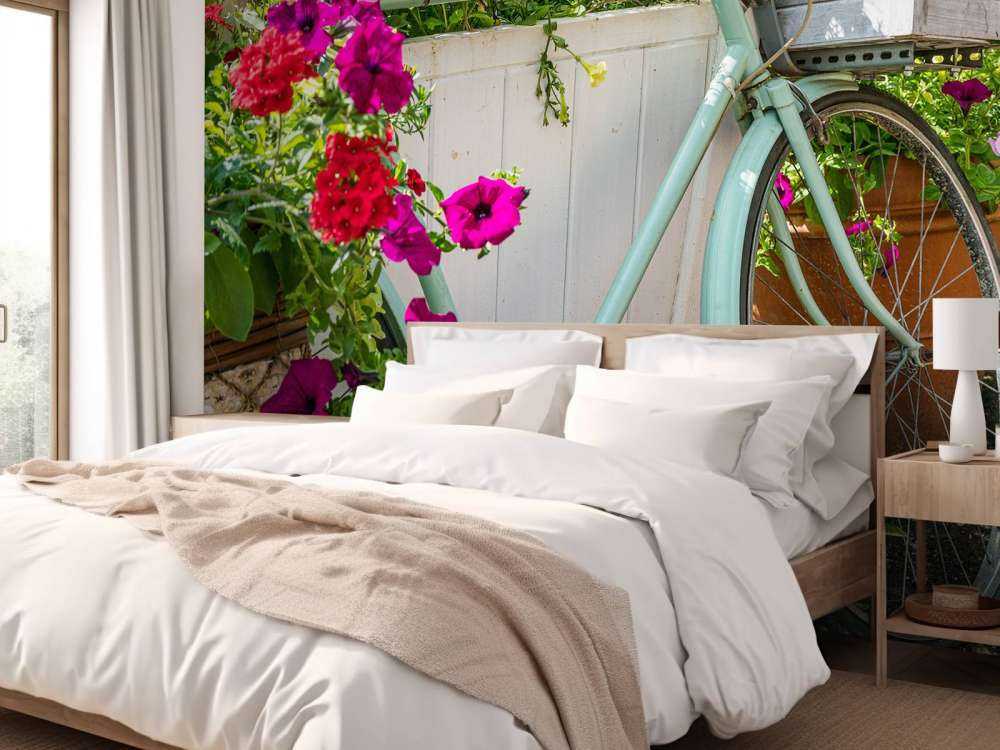 Stary rower z kwiatami