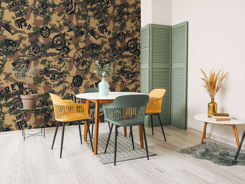 Kamuflaż z logotypami 