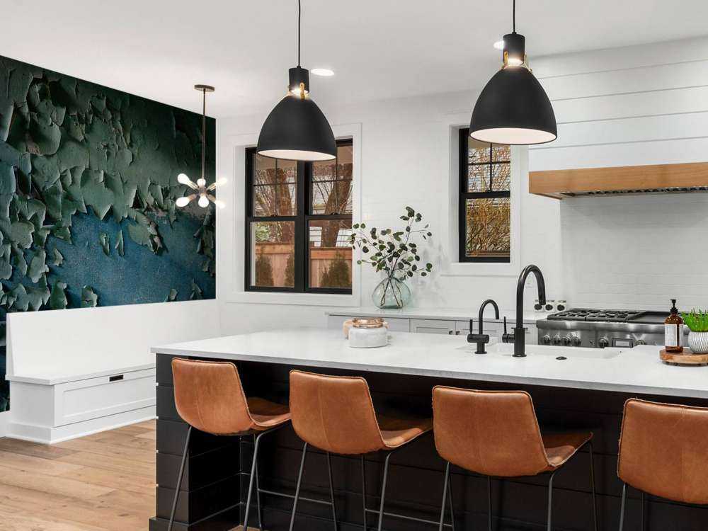 Ściana pomalowana farbą o zwietrzałej strukturze