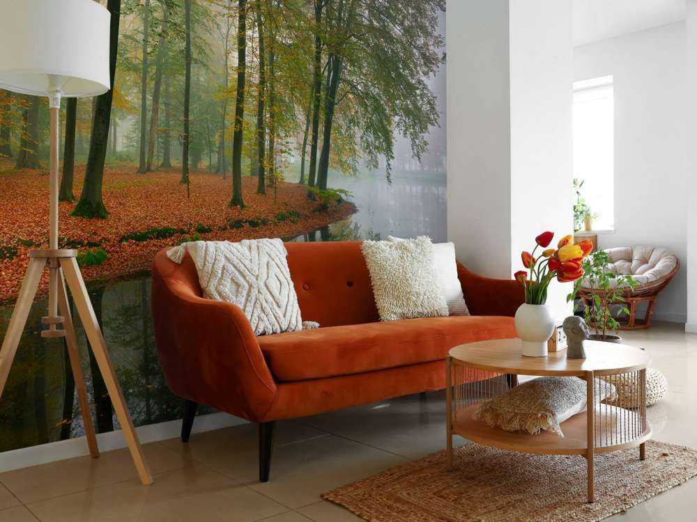 Odbicie drzew w stawie