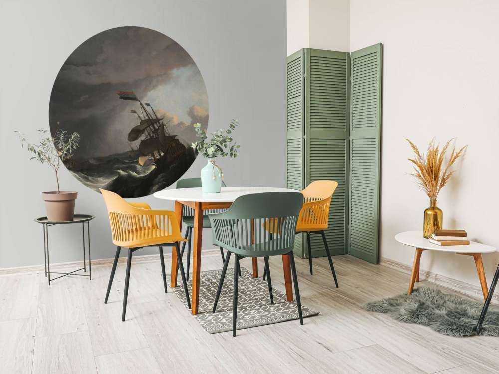 Statki wojenne podczas burzy