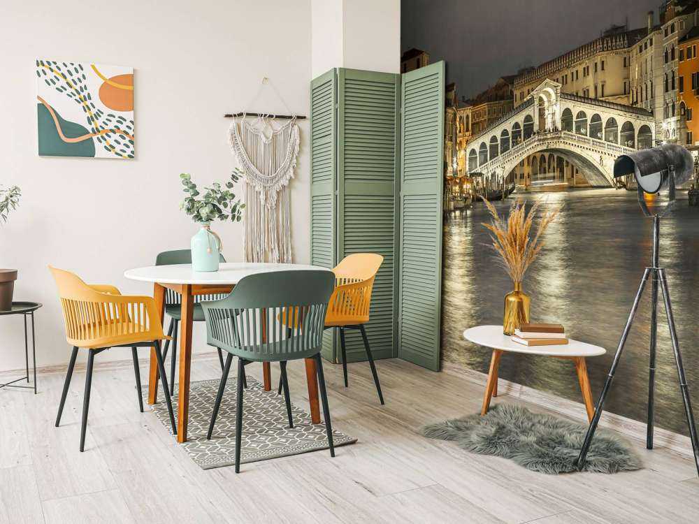 Most Rialto wieczorem