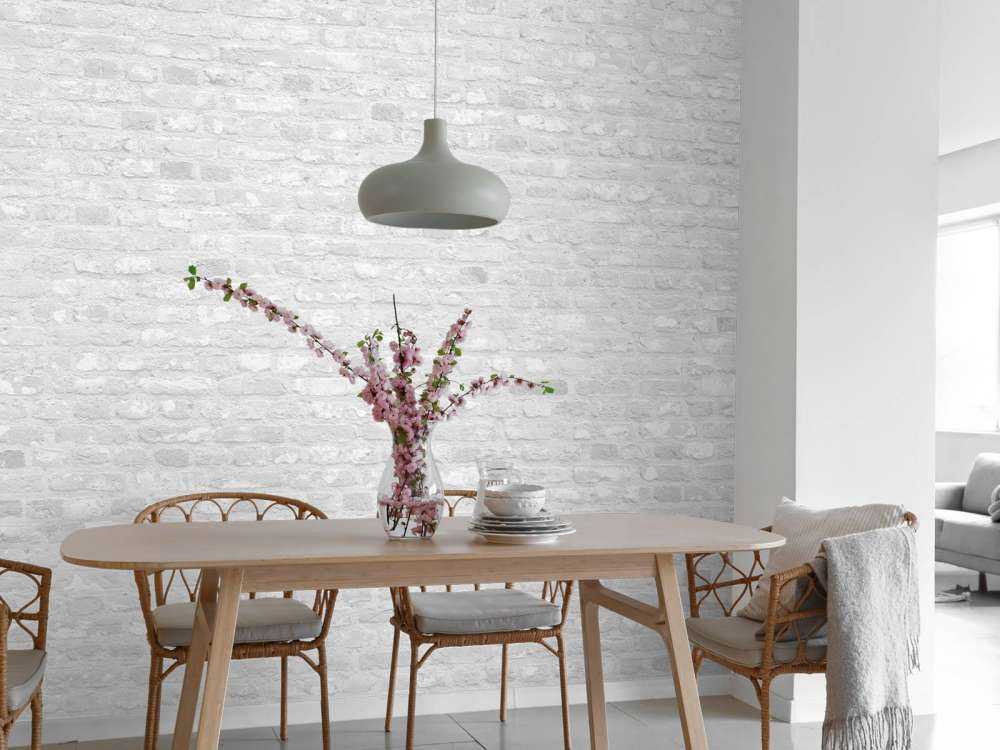 Biały, stary mur z cegły