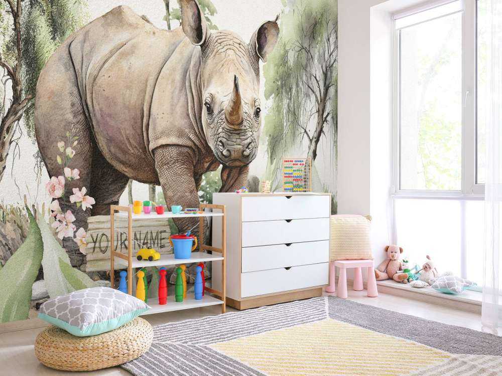 Młody nosorożec na sawannie