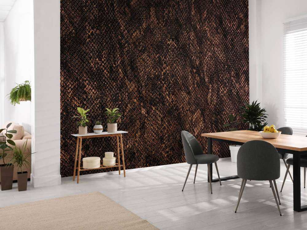 Skóra węża o barwie miedzianej