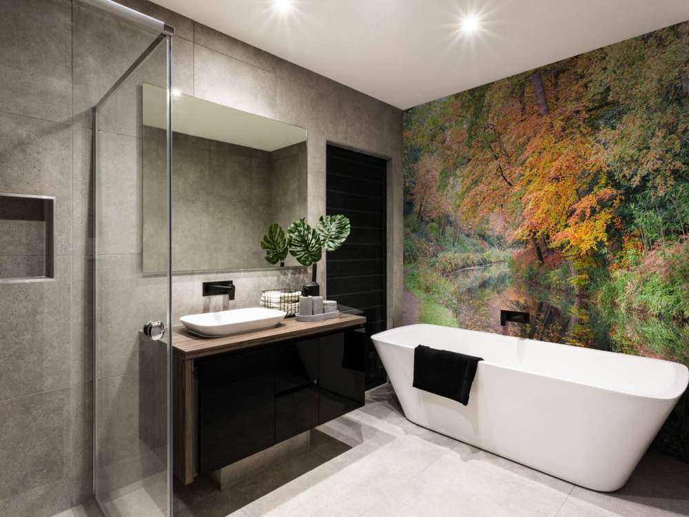 Ścieżka wzdłuż kanału