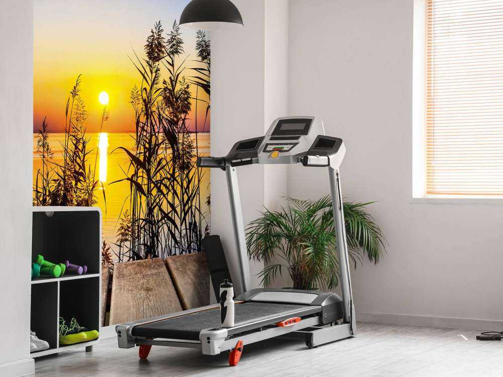 Zachód słońca nad jeziorem