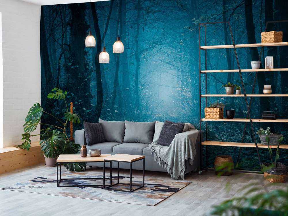 Niebieska ścieżka leśna