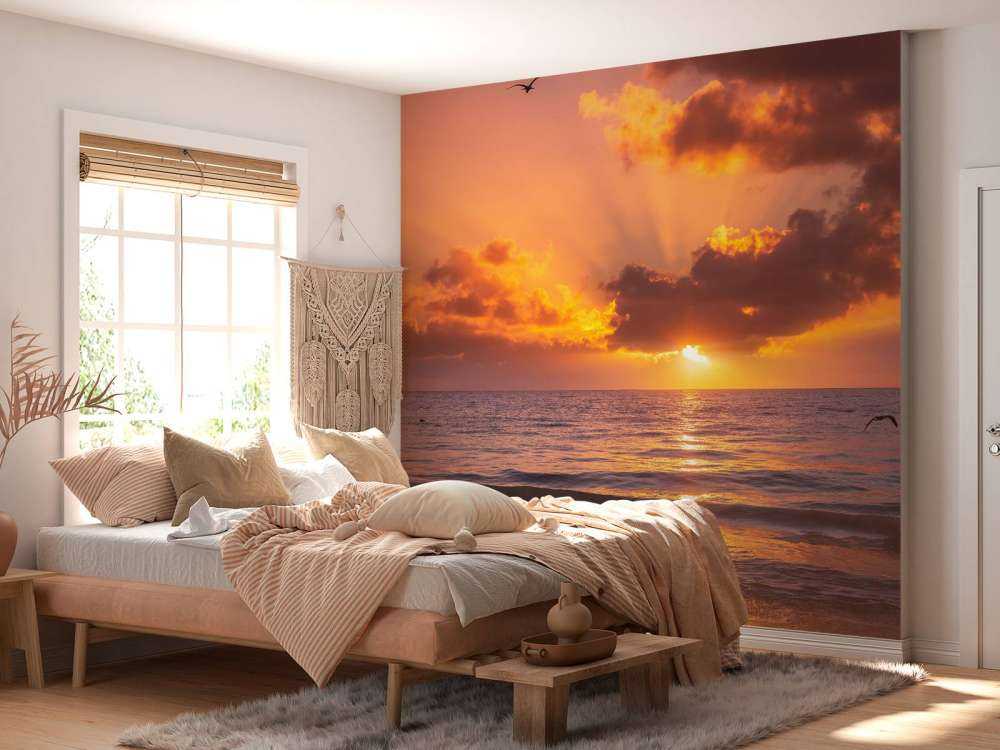 Piękny pomarańczowy zachód słońca