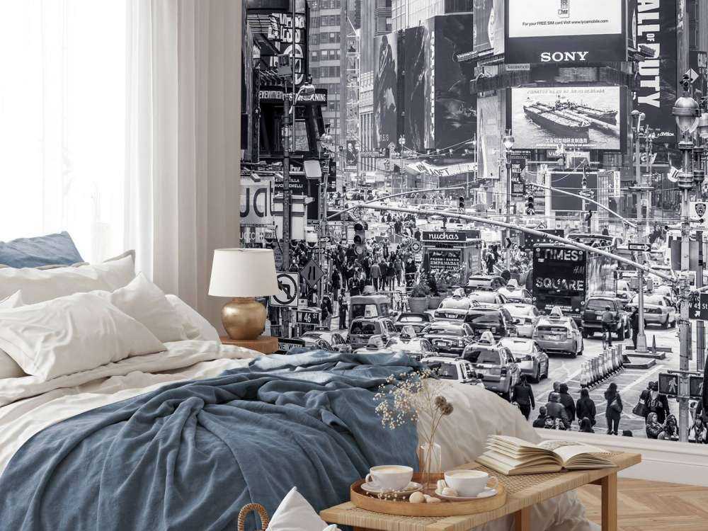 Commuters on busy Broadway in Ney York City near Times Square