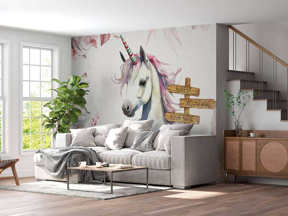 Mały jednorożec z roślinami różowy