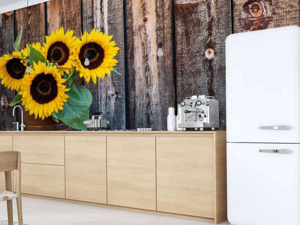 Wazon z kwiatami słonecznika