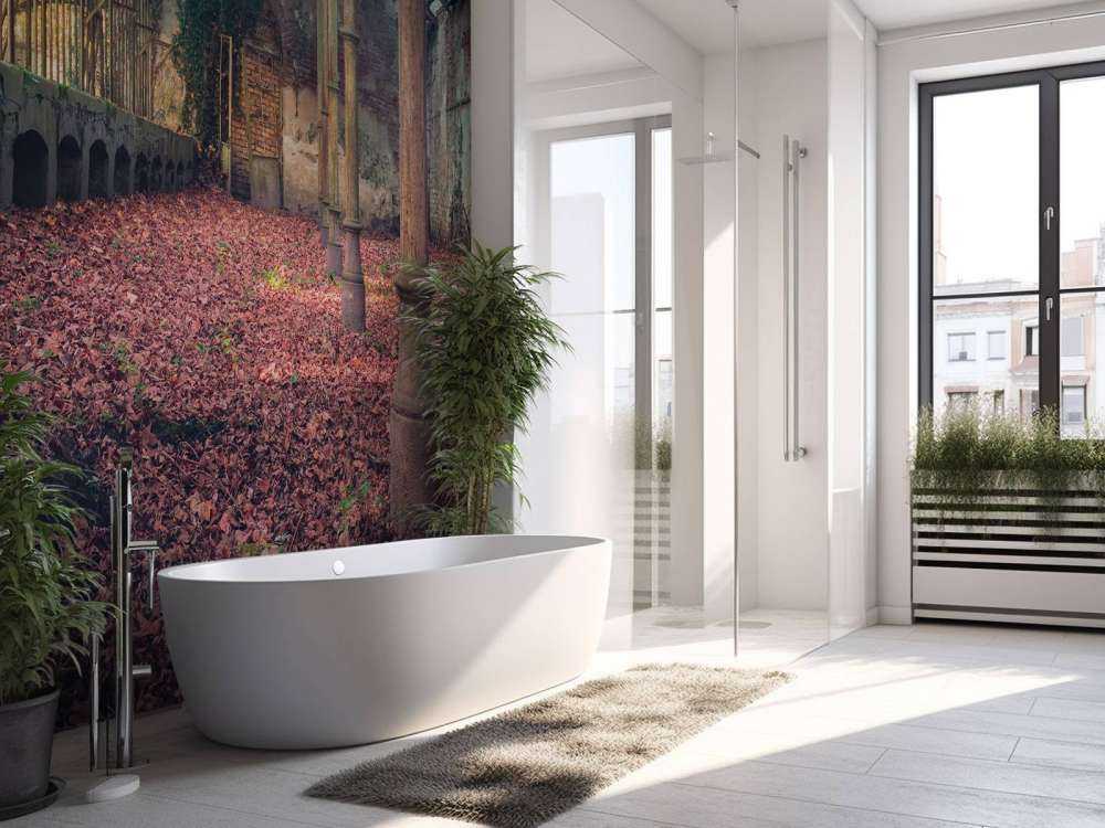 Opuszczony dom z liśćmi