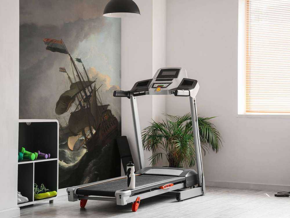 Statki wojenne podczas burzy